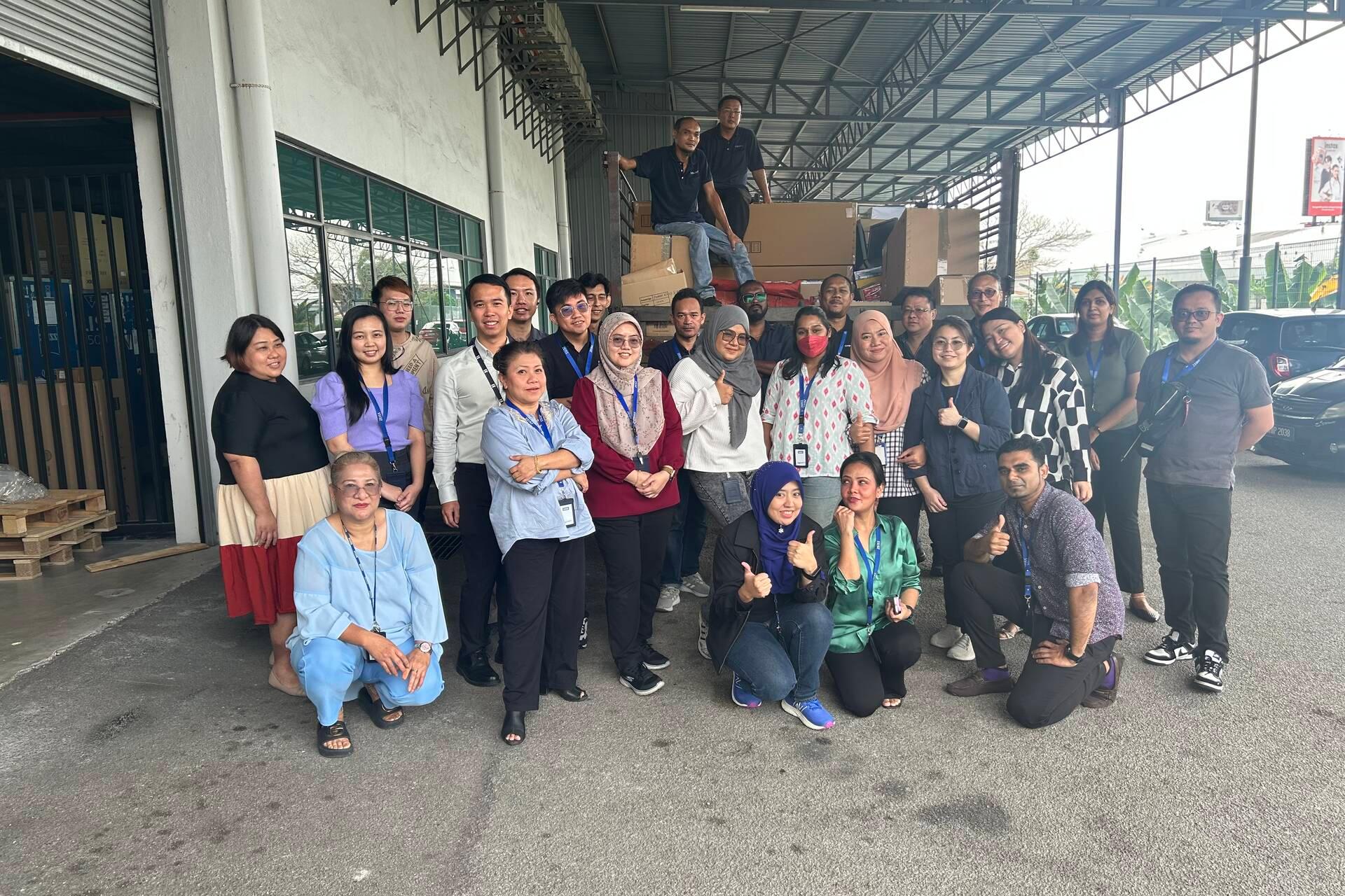 Employees of ZEISS Malaysia on Earth Day 2025
