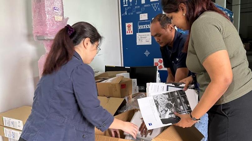 Employees of ZEISS Malaysia repurpose unwanted items within the work space