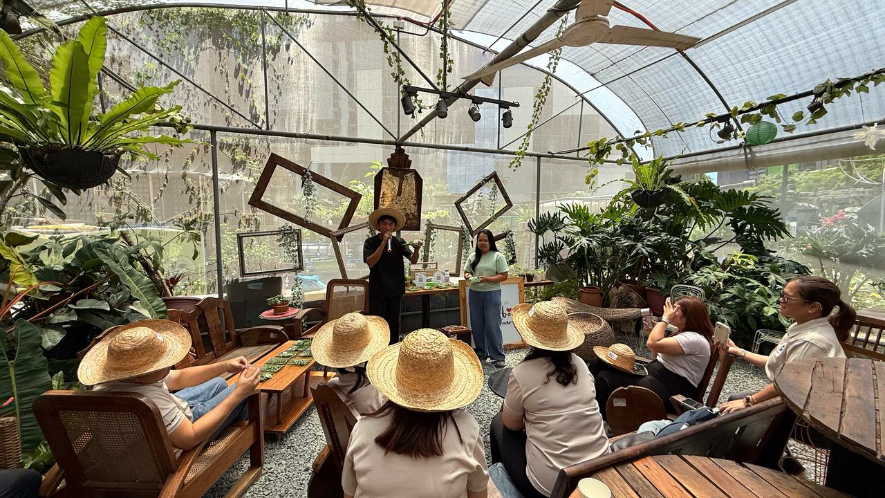 Employees of ZEISS Philippines at a sustainability workshop