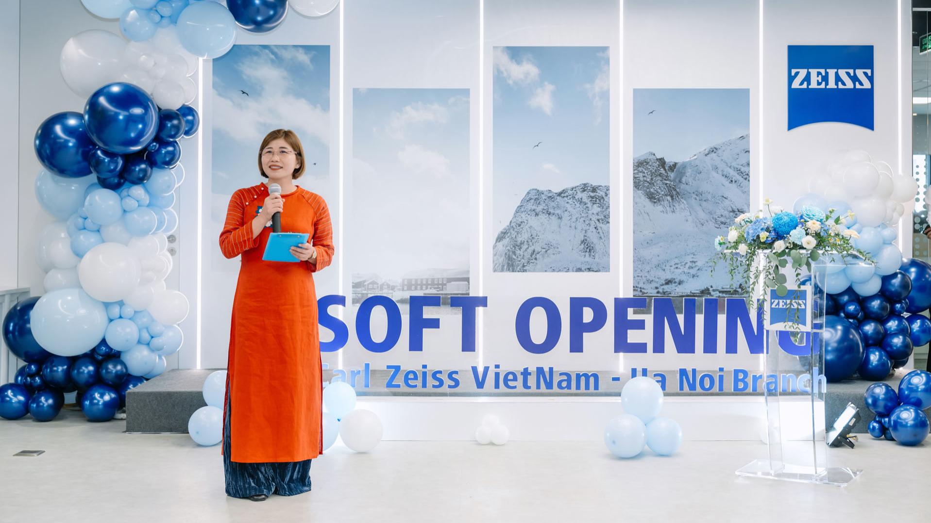 Senior Finance Manager, Nguyen Thi Minh Hien