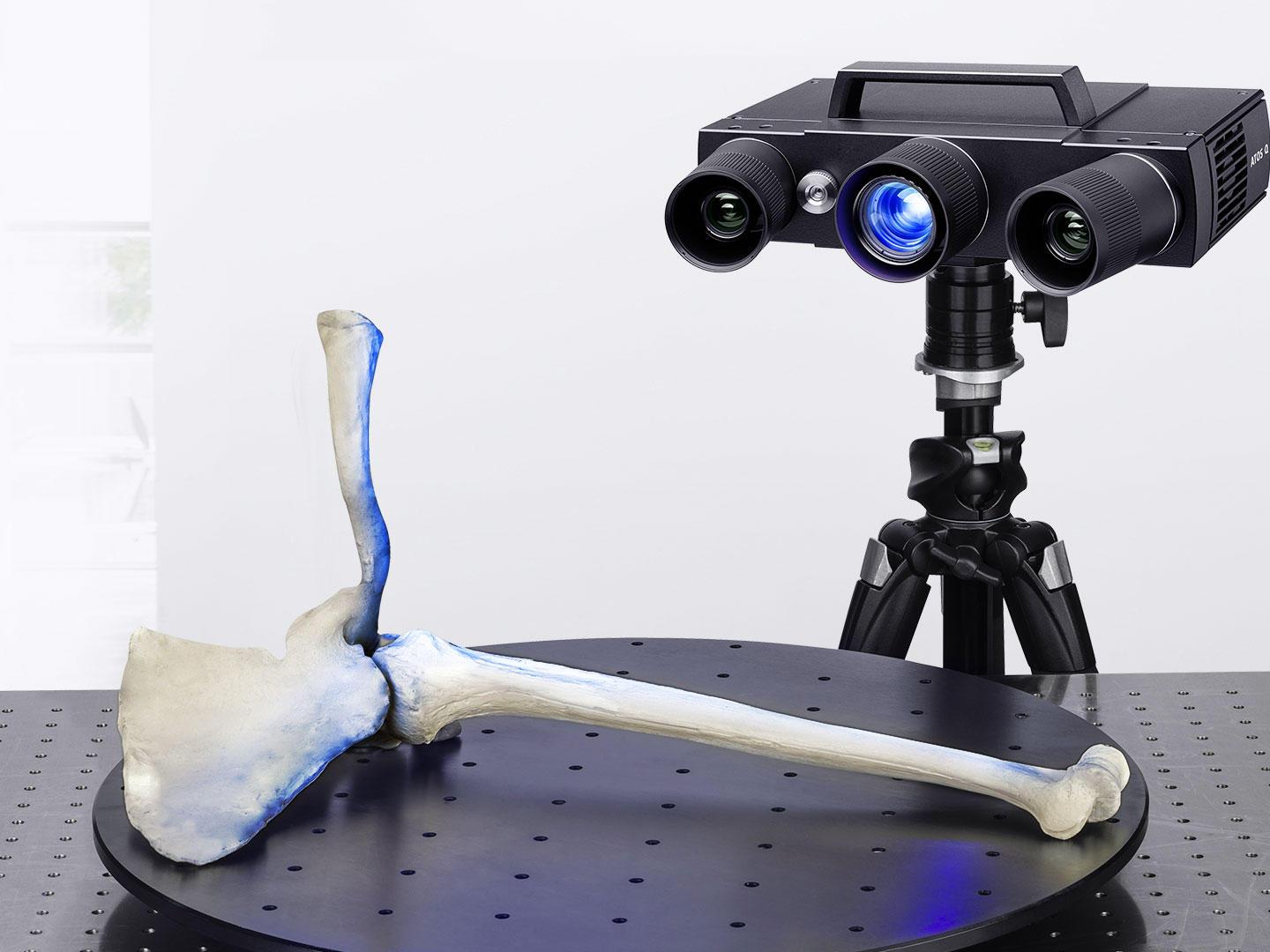 Optical measurement of bones in forensic science