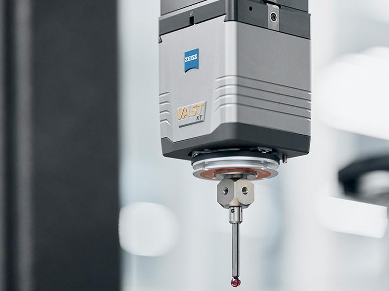 Tactile and Optical Probes on CMM